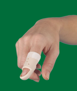 Orteza de deget din material plastic