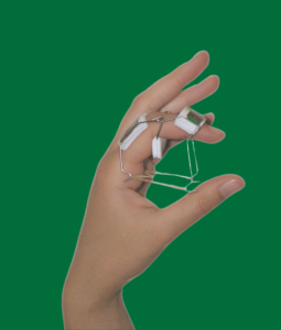 Orteza de deget pentru recuperarea flexiei